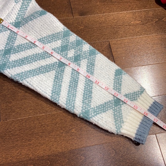 Soft Knit Preppy Print Cardigan - Picture 9 of 9